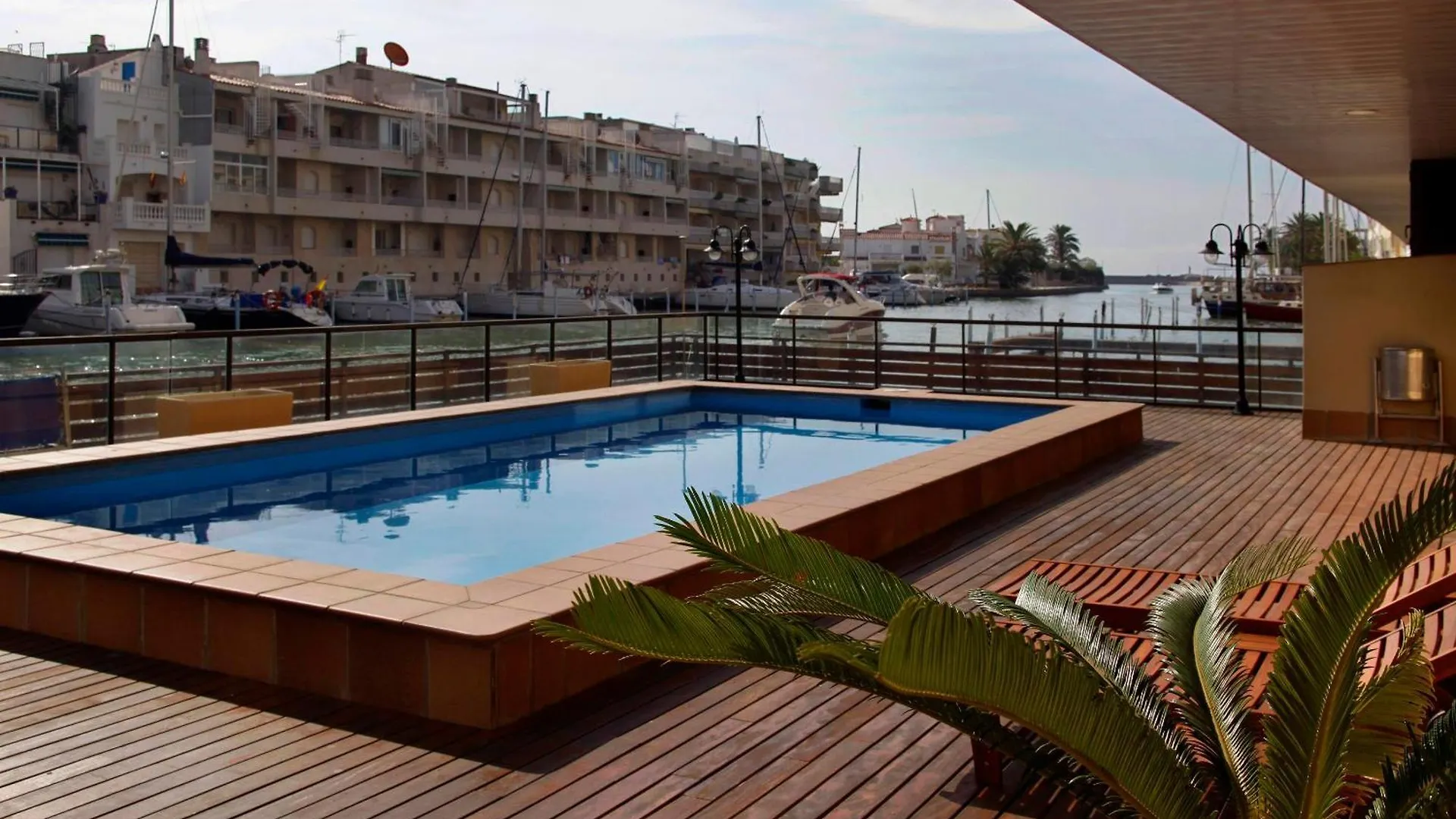Pierre & Vacances Empuriabrava Marina Apartament