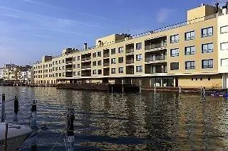 Pierre & Vacances Empuriabrava Marina 0*,